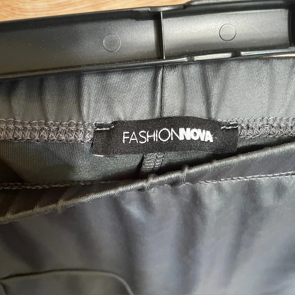 Fashion Nova Gray Faux Leather Bike Shorts‎ Size Small Grey